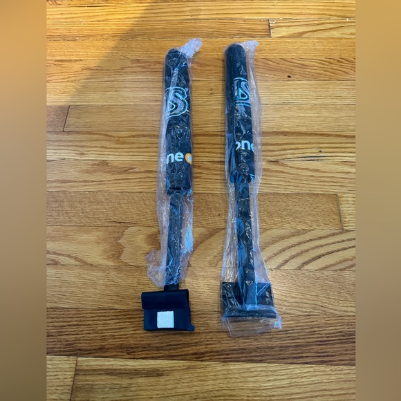 2PK Vintage Marlins PNC Car Flags - Picture 2 of 2